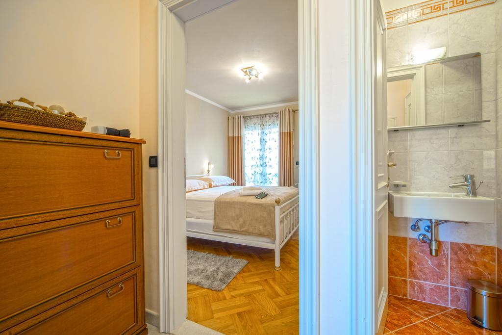 Apartments Anna Omiš Zimmer foto